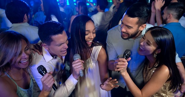 5-Best-Spots-For-Karaoke-in-Saskatoon-2024-1