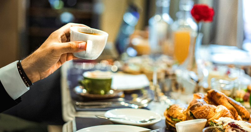 Restaurants near Royal University Hospital